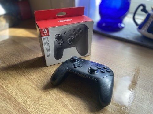 Nintendo switch pro controller - nintendo,