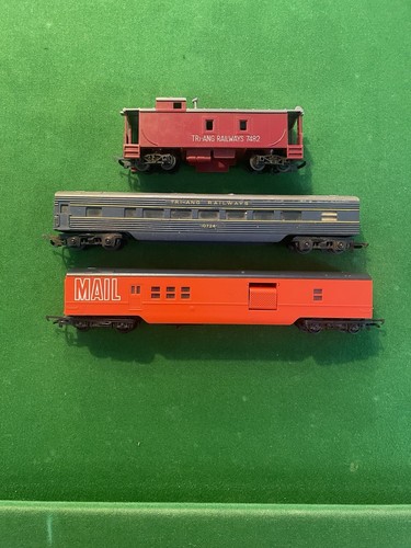 Triang carriages wagons - triang,