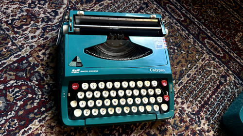 Retro 1970s turquoise blue - retro,