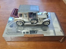 Vintage Metal Cigar Box With