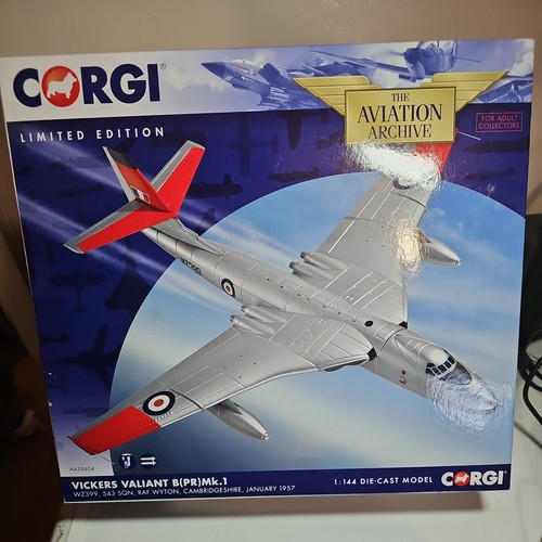 Corgi aviation aa39404 - corgi, 1:144