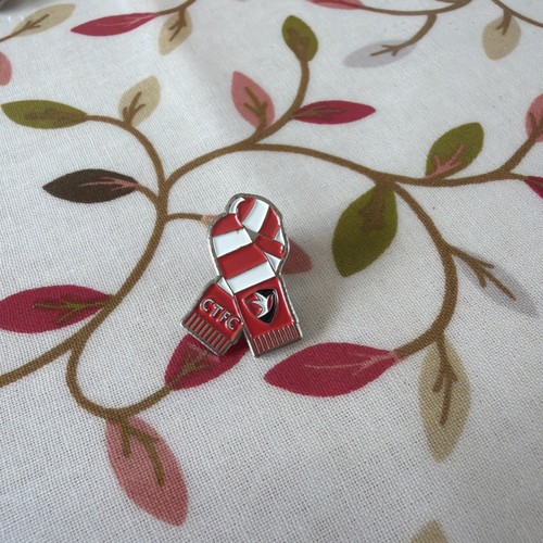 Cheltenham town pin - cheltenham, fc