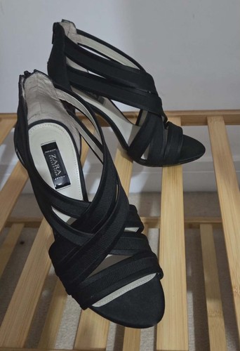 Zara shoes black strappy - 6,