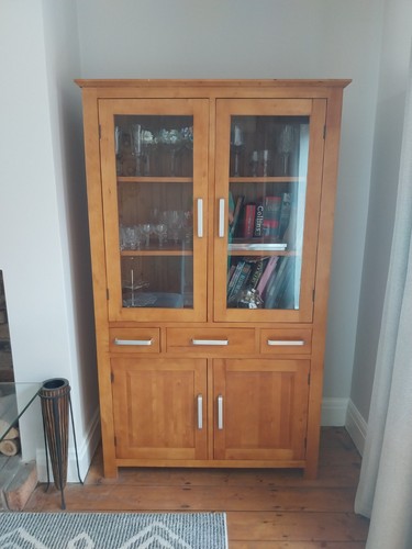 Solid oak wood dresser cabinet - oak,