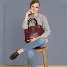 Storm Kettle Bag (Sexy &