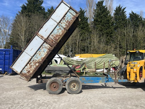 Ton tractor muck - tractor,