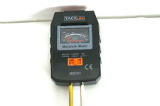TACKLIFE Soil Test & Moisture Meter Model MST01 boxed with instructions