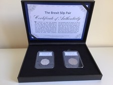 BREXIT OFFICIAL 2 COIN 50P SET 1973 EEC ENTRY & 2020 WITHDRAWAL FROM EU/ IN HAND
