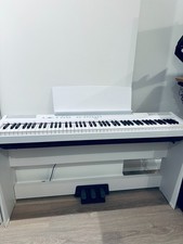 Share Yamaha P-115 Digital