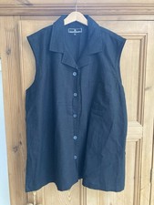 Elizabeth Emanuel Top, Size 20, New