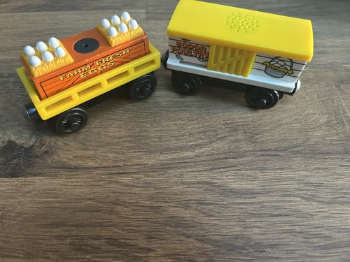 Thomas wooden railway chicken - thomas,