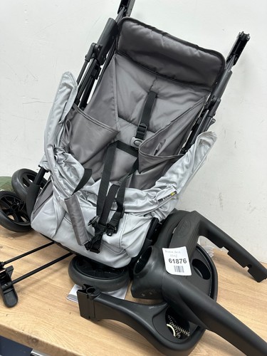 Hauck lightweight and compact - hauck,