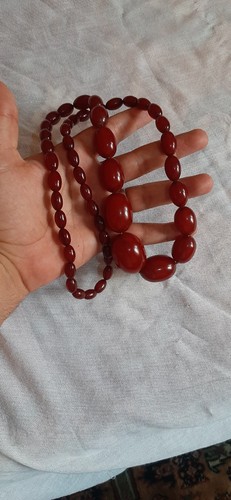 Cherry amber bakelite - cherry,