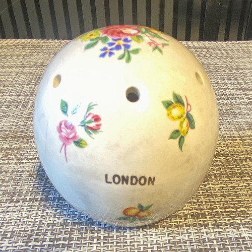 Vintage ceramic pomander - , /