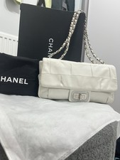 CHANEL White Lambskin Medium Mademoiselle Lock - Igloo Flap Shoulder Bag Vintage