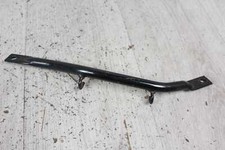 Frame strut support at the