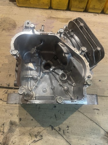 Engine cylinder section - cylinder,