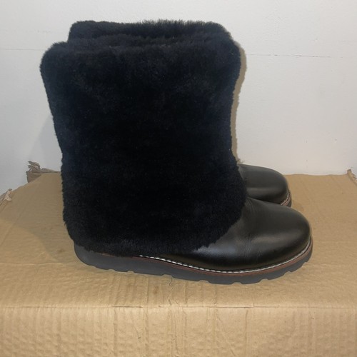 Rare ugg maylin leather - rare,