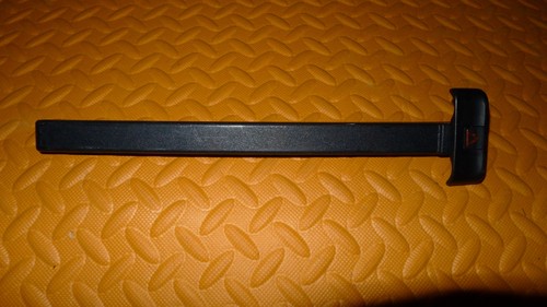 Extending pull handle strap