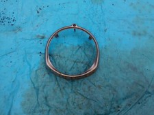 CD175 headlight surround