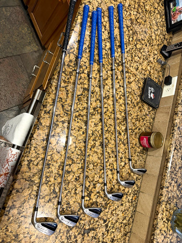 Cobra fly regular - rh, 8pc