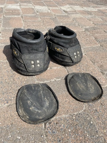 Size old mac hoof boots - 3,