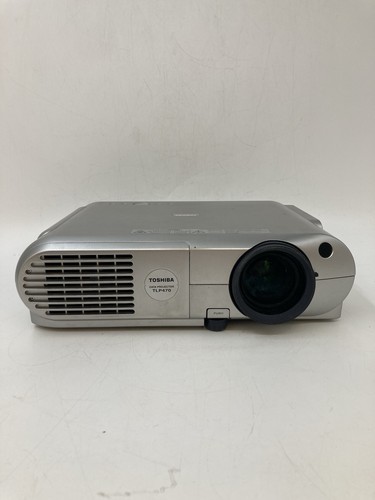 Toshiba tlp 470z - toshiba, 3lcd