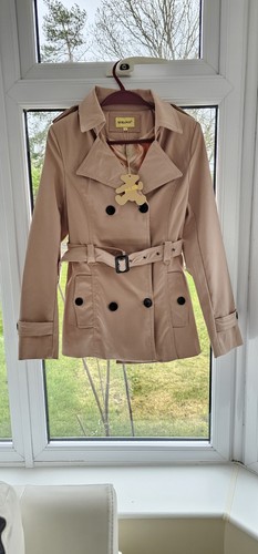 Camel coloured autumn