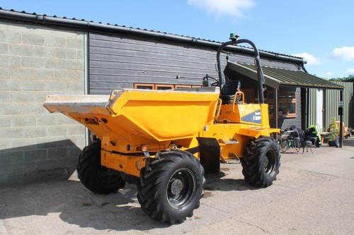 Thwaites ton 14 250 vat - thwaites, !£14,250+vat