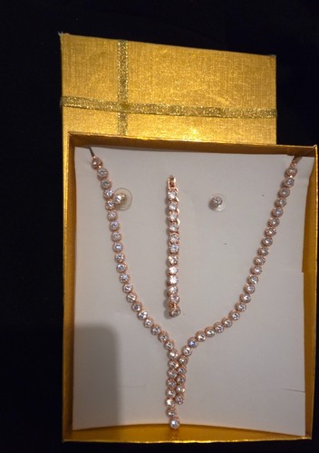 Elegant zircon stone necklace - elegant,