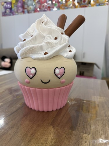 Cupcake jewellery trinket - cupcake,