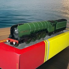 Boxed Hornby R3171 LNER Green