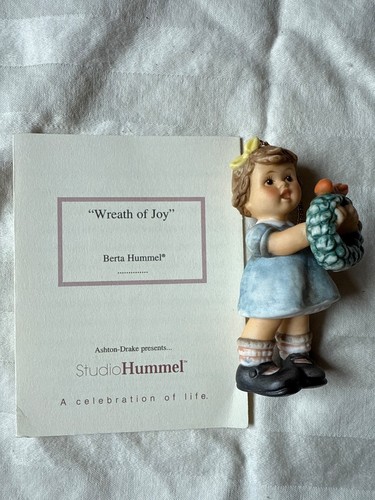 Wreath joy berta hummel - "wreath, of