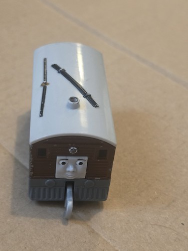 Thomas friends adventures - thomas,