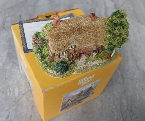 Lilliput lane meadowsweet - lilliput,