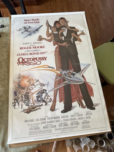1983 james bond - 1983, octopussy