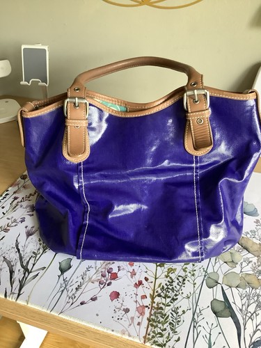 Boden bucket bag patent - bucket,