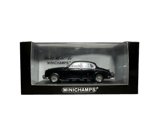 Minichamps 430130604 jaguar - minichamps,