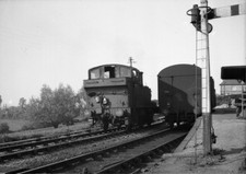 PHOTO  GWR 1400 AT HIGHWORTH