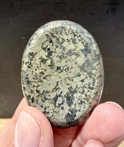 Crystal pyrite agate - pyrite, palm