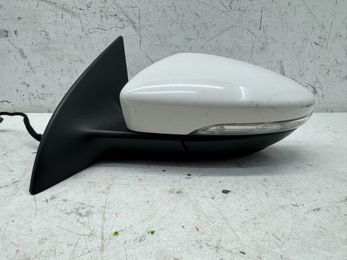 Passat 2011 wing mirror - cc,