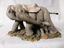 Tuskers - 91199  'FACING THE STORM' Large Collectible Elephant Ornament.