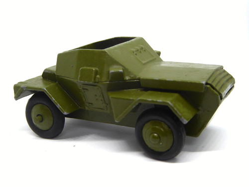 Dinky 673 daimler scout - scout, car