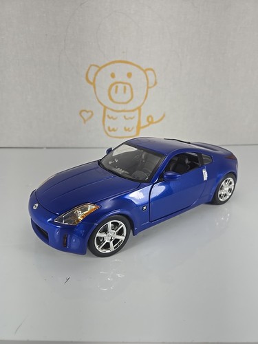 Hot wheels nissan blue 18 - z,