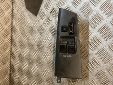 TOYOTA COROLLA 2005 5DR ESTATE 1.6 DRIVERS FRONT WINDOW SWITCH 84802-02211-B0