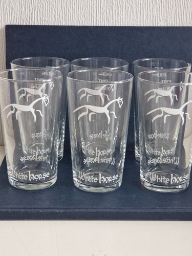 Set six white horse - set, of