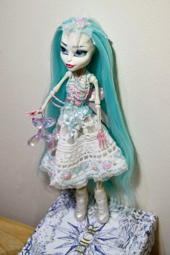 Ooak monster high skelita - high,