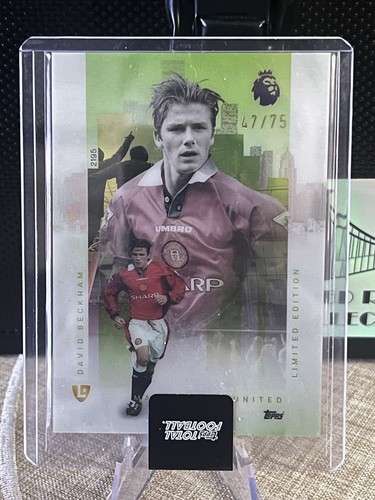 Topps total football limited - total,