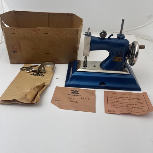 1940s casige toy - toy, sewing