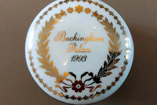 Buckingham palace 1993 white - buckingham,